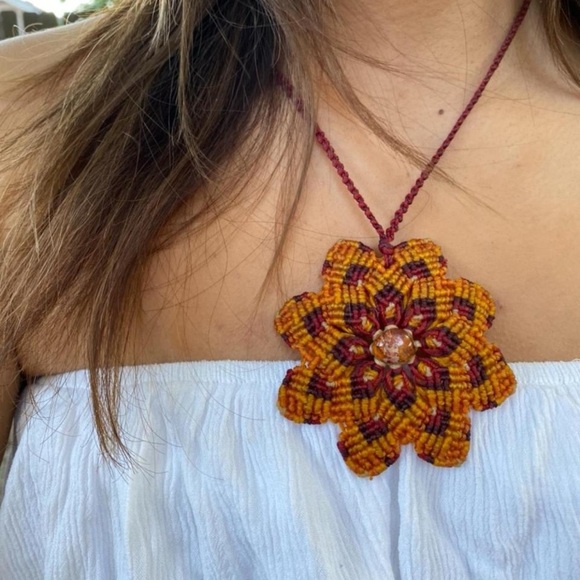 Handmade Macrame Multicolor Sunflower Necklace - Picture 1 of 1